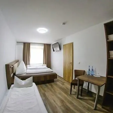 Look Hotel&rooms *